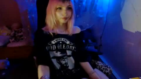 fempue online show from 04.03.26