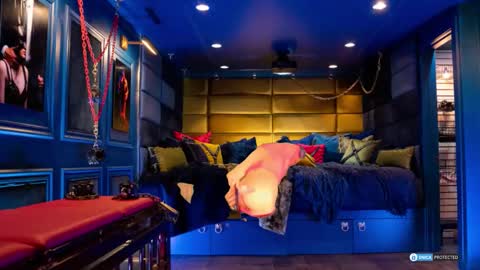 Snapshot of femstory chatting on 02.04.26 Daniani online show from 02.04.26