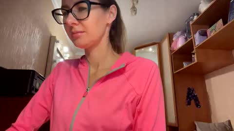 feraliss online show from 11.23.25