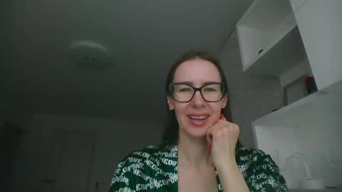feraliss online show from 04.12.26