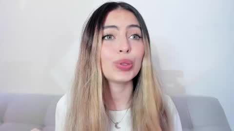 Snapshot of fernanda_aaa chatting on 02.25.26 fernanda online show from 02.25.26