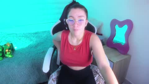 Snapshot of fernandadiaz05 chatting on 01.27.25 Fernanda Diaz online show from 01.27.25