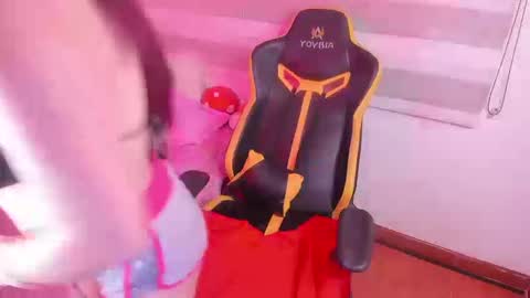 Snapshot of fernandadiaz05 chatting on 09.15.25 Fernanda Diaz online show from 09.15.25