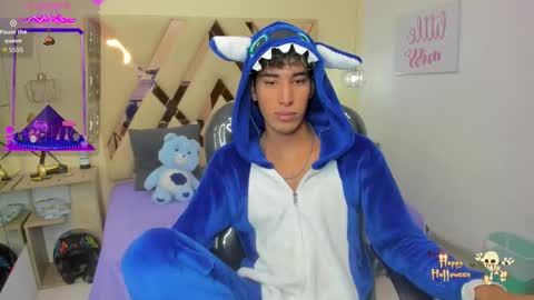 FER PHOENIX online show from 10.30.25