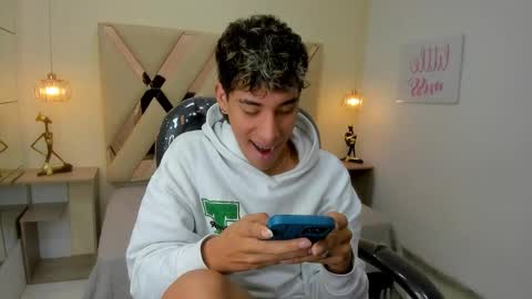 FER PHOENIX online show from 03.06.26