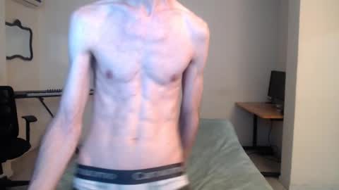 Snapshot of feuerfree chatting on 03.03.25 FeuerHeat online show from 03.03.25