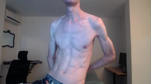 Snapshot of feuerfree chatting on 03.04.25 FeuerHeat online show from 03.04.25