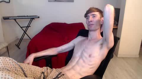 Snapshot of feuerfree chatting on 03.05.25 FeuerHeat online show from 03.05.25