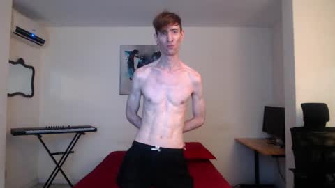 Snapshot of feuerfree chatting on 03.07.25 FeuerHeat online show from 03.07.25