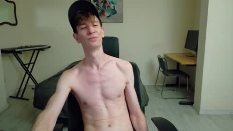 Snapshot of feuerfree chatting on 02.08.26 FeuerHeat online show from 02.08.26