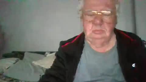 Snapshot of fewxtrapounds985 chatting on 09.27.25 fewxtrapounds985 online show from 09.27.25