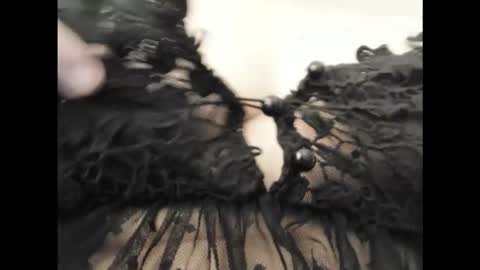 Snapshot of feyoh chatting on 12.17.25 feyoh online show from 12.17.25