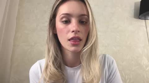 Lisa online show from 10.17.25