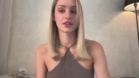 Lisa online show from 10.18.25