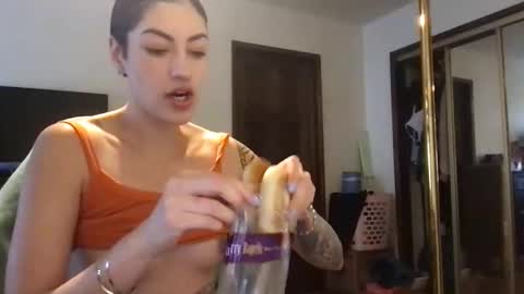 fgsammie online show from 10.28.25