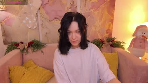 Snapshot of fiamoory chatting on 12.24.24 fiamoory online show from 12.24.24