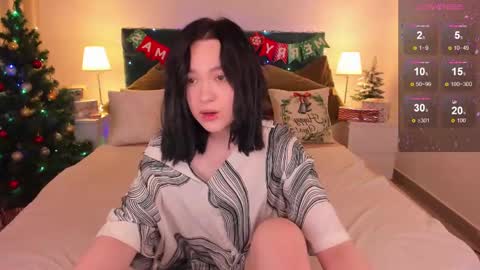 Snapshot of fiamoory chatting on 12.27.24 fiamoory online show from 12.27.24
