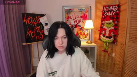 Snapshot of fiamoory chatting on 01.03.25 fiamoory online show from 01.03.25