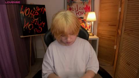 Snapshot of fiamoory chatting on 01.20.25 fiamoory online show from 01.20.25