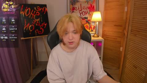 Snapshot of fiamoory chatting on 01.22.25 fiamoory online show from 01.22.25