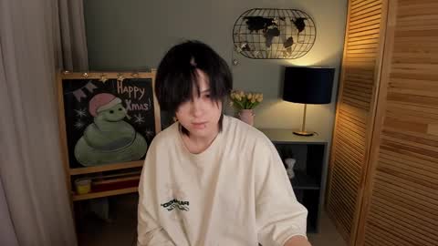 Snapshot of fiamoory chatting on 02.02.25 fiamoory online show from 02.02.25