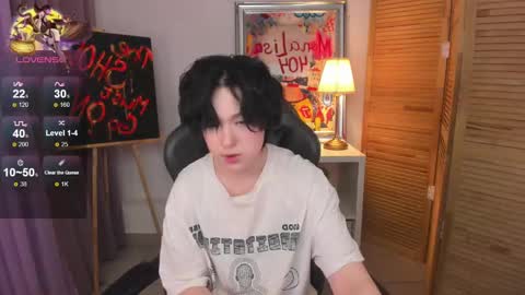 Snapshot of fiamoory chatting on 02.10.25 fiamoory online show from 02.10.25