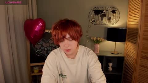 Snapshot of fiamoory chatting on 02.11.25 fiamoory online show from 02.11.25