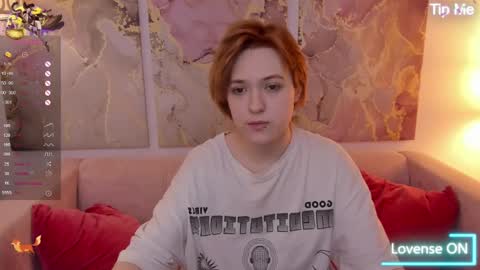 Snapshot of fiamoory chatting on 03.10.25 fiamoory online show from 03.10.25