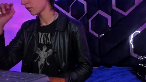   online show from 01.14.25