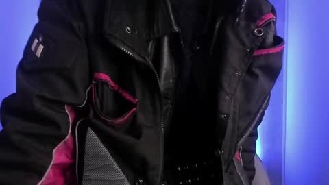   online show from 02.21.25