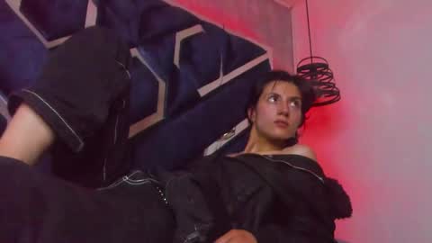   online show from 03.01.25