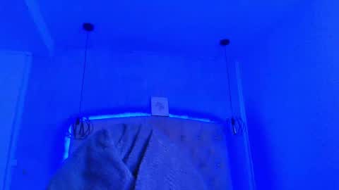   online show from 09.18.25