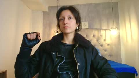   online show from 09.19.25