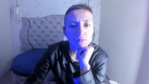   online show from 05.06.26