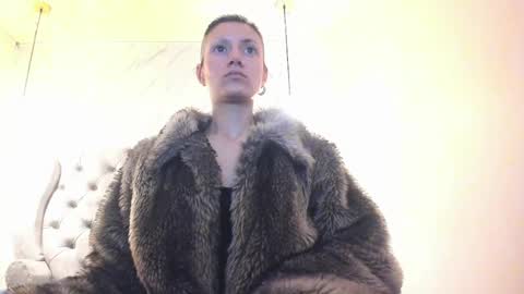   online show from 05.12.26