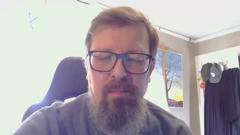 Snapshot of figuredraw chatting on 02.19.26 figuredraw online show from 02.19.26