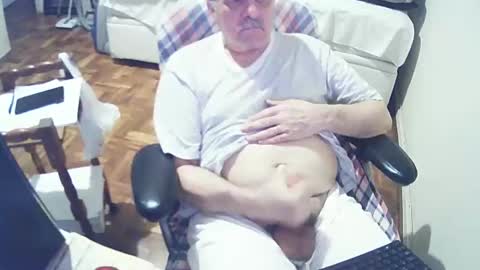 Snapshot of filhober chatting on 12.06.24 filhober online show from 12.06.24