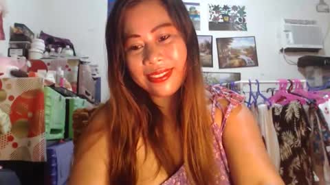 Snapshot of filipina_beauty69 chatting on 09.15.25 filipina beauty. online show from 09.15.25