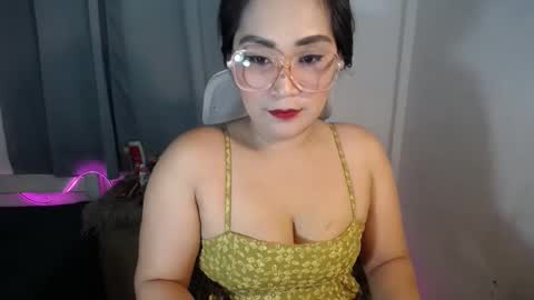 Snapshot of filipina_jess chatting on 12.15.25 filipina_jess online show from 12.15.25