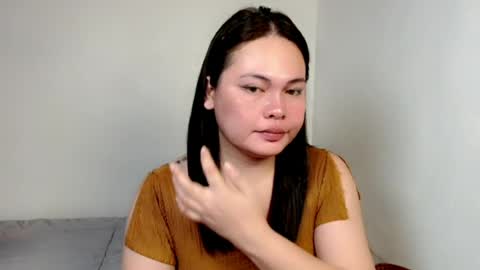 Snapshot of filipina_oh_carol chatting on 07.22.26 miss carol online show from 07.22.26