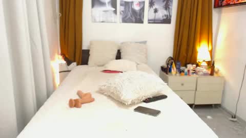 stephanie online show from 12.20.24