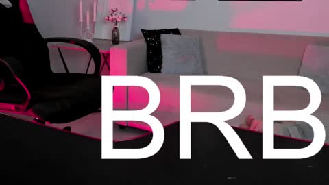 cap and Lana  online show from 02.08.25