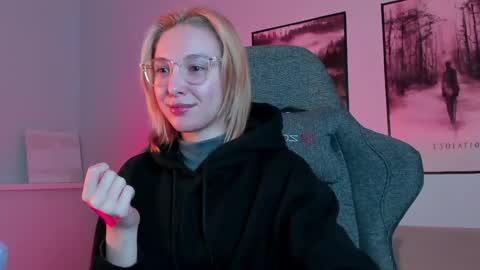 cap and Lana  online show from 02.22.25