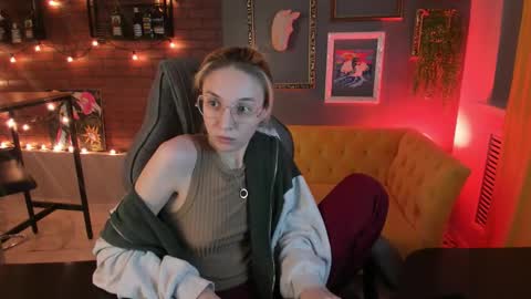 cap and Lana  online show from 09.08.25