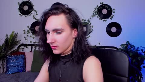 Honey Ill be waiting for you Tue Wed Thu Fri Sat Sun 10am-5pm online show from 01.22.25