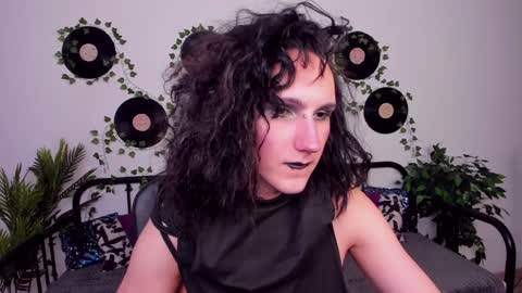 Honey Ill be waiting for you Tue Wed Thu Fri Sat Sun 10am-5pm online show from 01.25.25