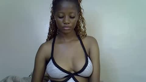 Snapshot of fine_slim chatting on 11.28.25 slimmie online show from 11.28.25