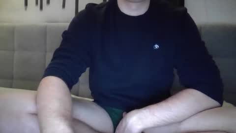 Snapshot of finn_99 chatting on 03.11.25 Finn online show from 03.11.25