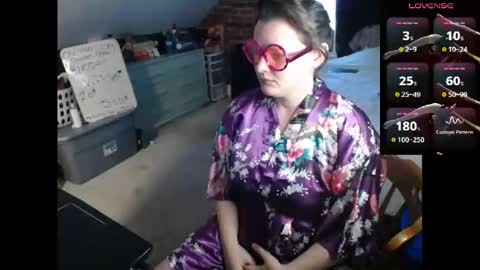Snapshot of fionna_fineas chatting on 05.22.26 Fionna online show from 05.22.26