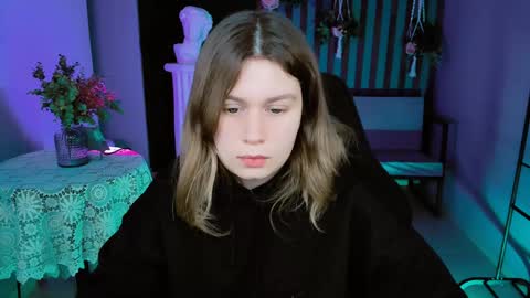 Snapshot of fioramarmoris chatting on 01.25.25 fiora online show from 01.25.25